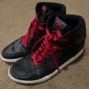 Nike Air Jordan 1 Retro High OG Shoe Size 10 - Black/Gym Red Satin